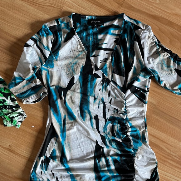 Ladies/Juniors Brand Name Top Bundle - Sz S - Picture 6 of 9